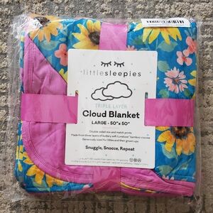 New Little Sleepies Cloud Blanket